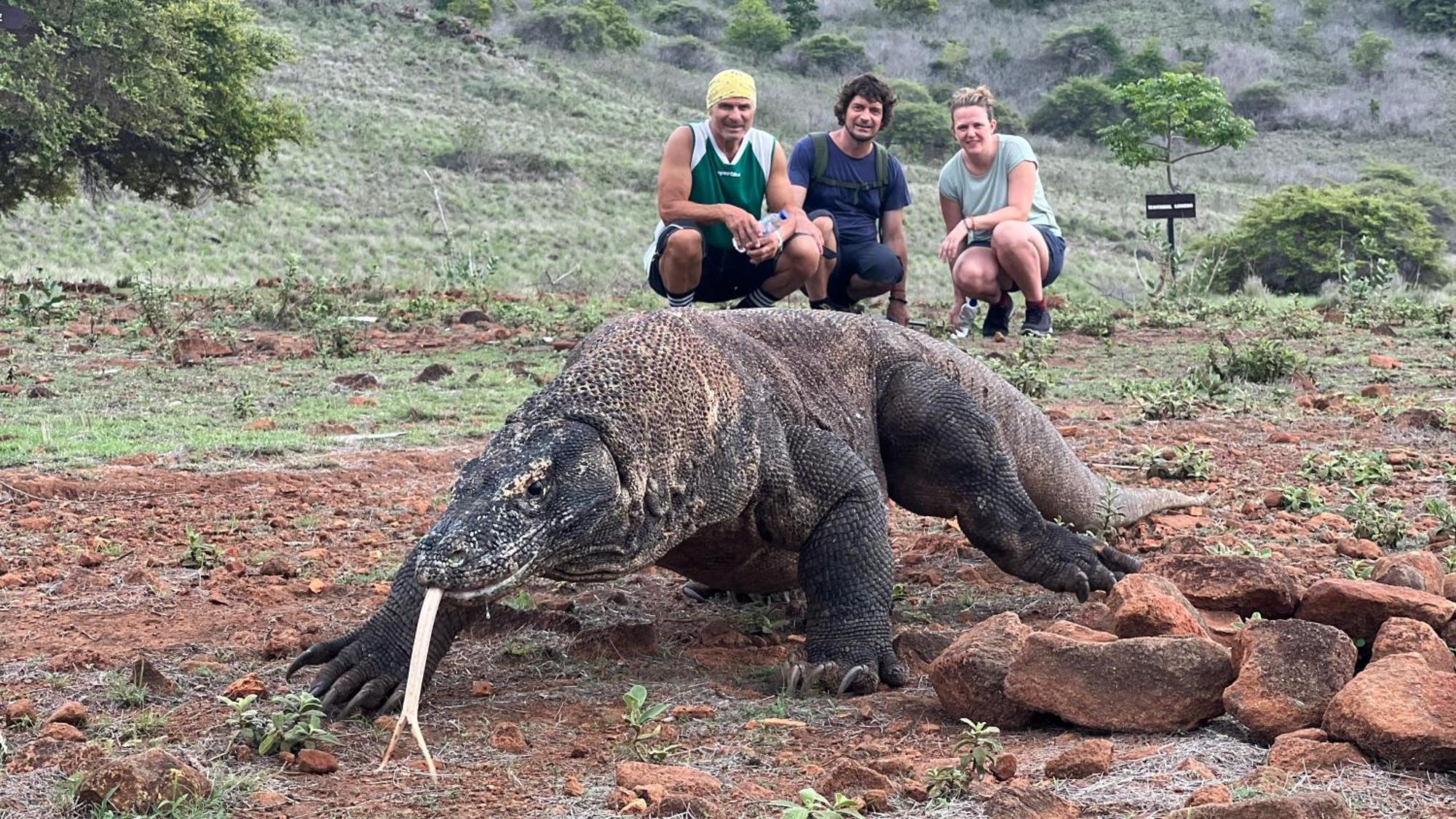 Jhuna Komodo Homestay Εξωτερικό φωτογραφία